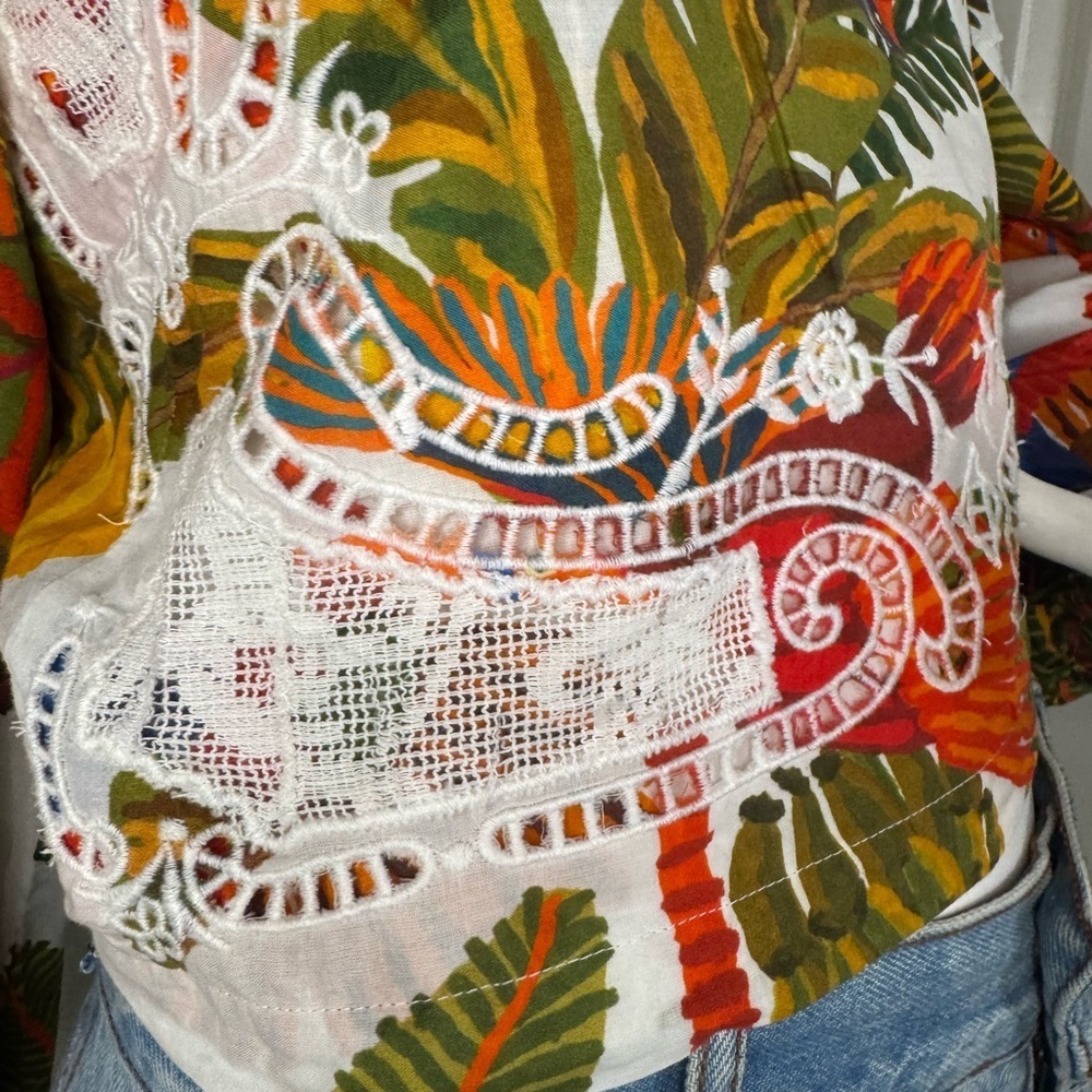 Farm Rio Boohoo Forest Birds Crop Blouse Top Embroideries Size Medium - Picture 10 of 14